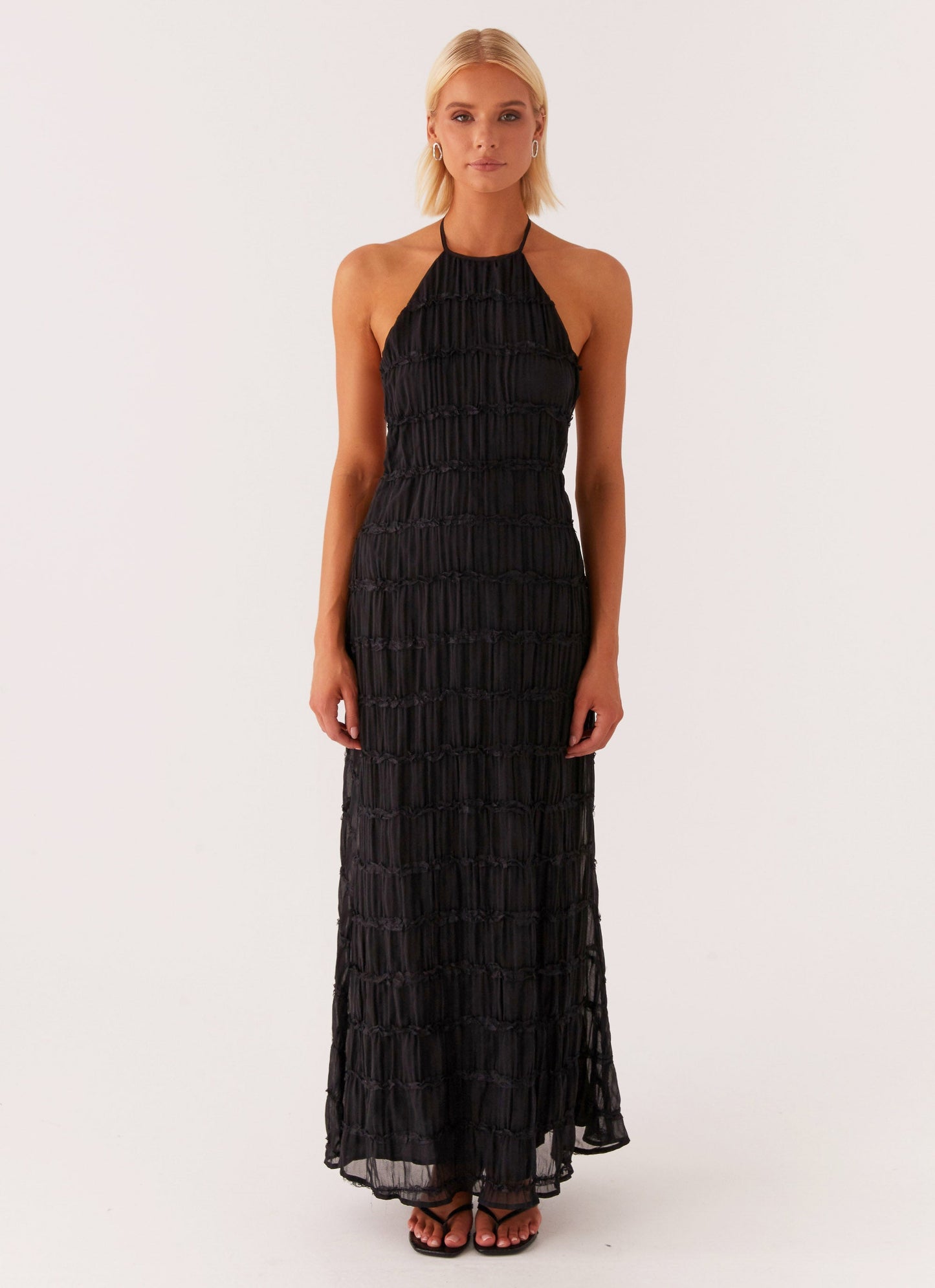 SANDRA | Elegante vestido largo con cuello halter