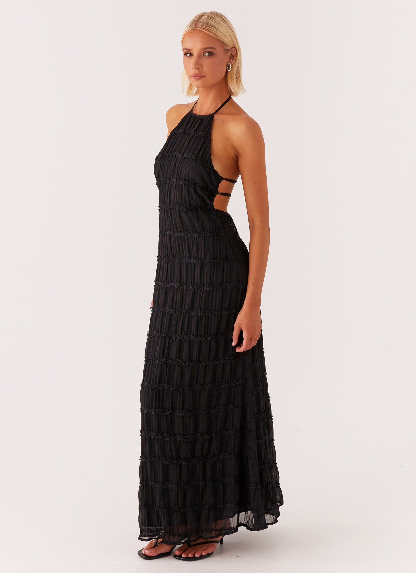 SANDRA | Elegante vestido largo con cuello halter