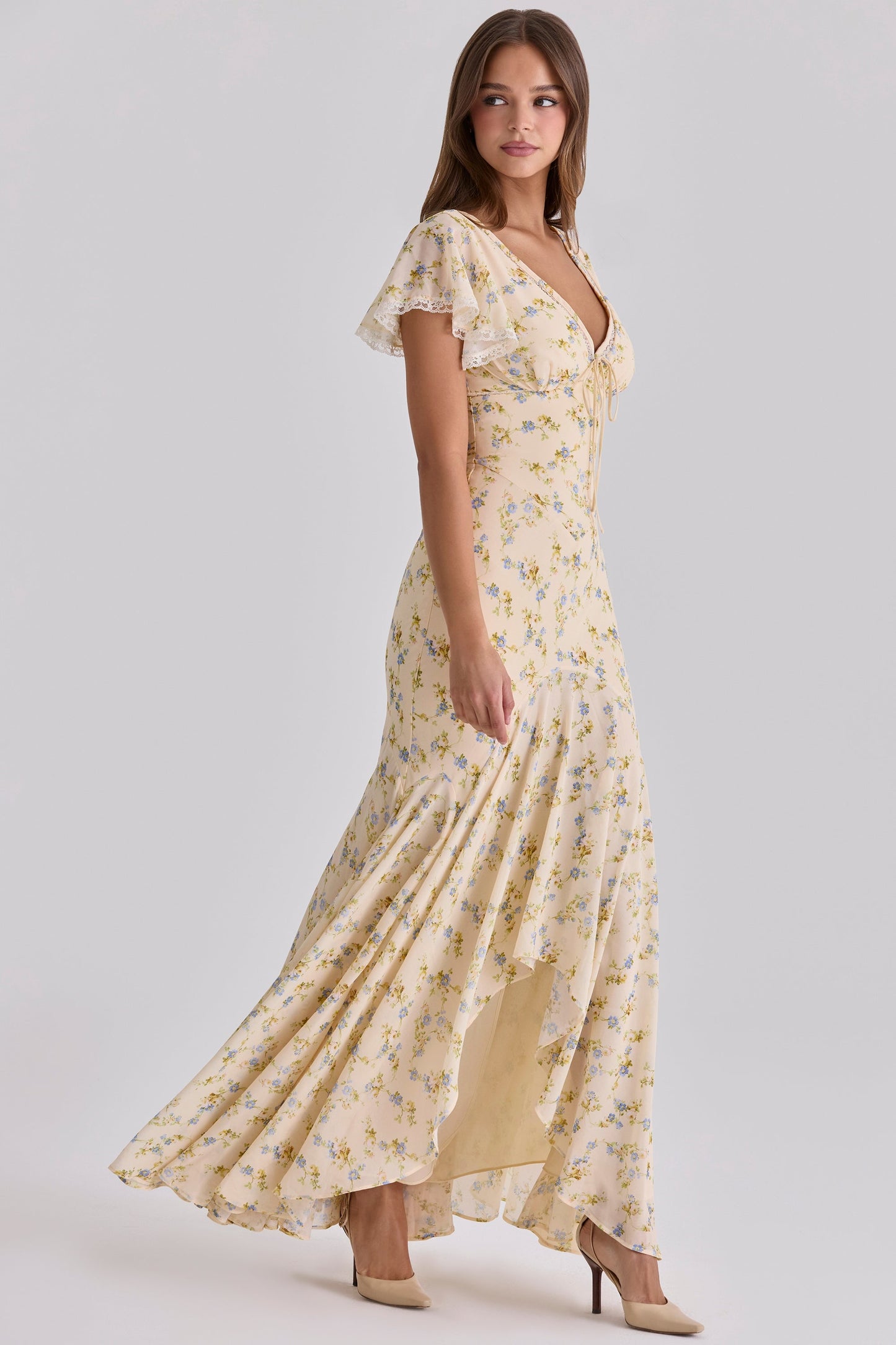 JULIA | Vestido largo romántico con delicadas mangas con volantes