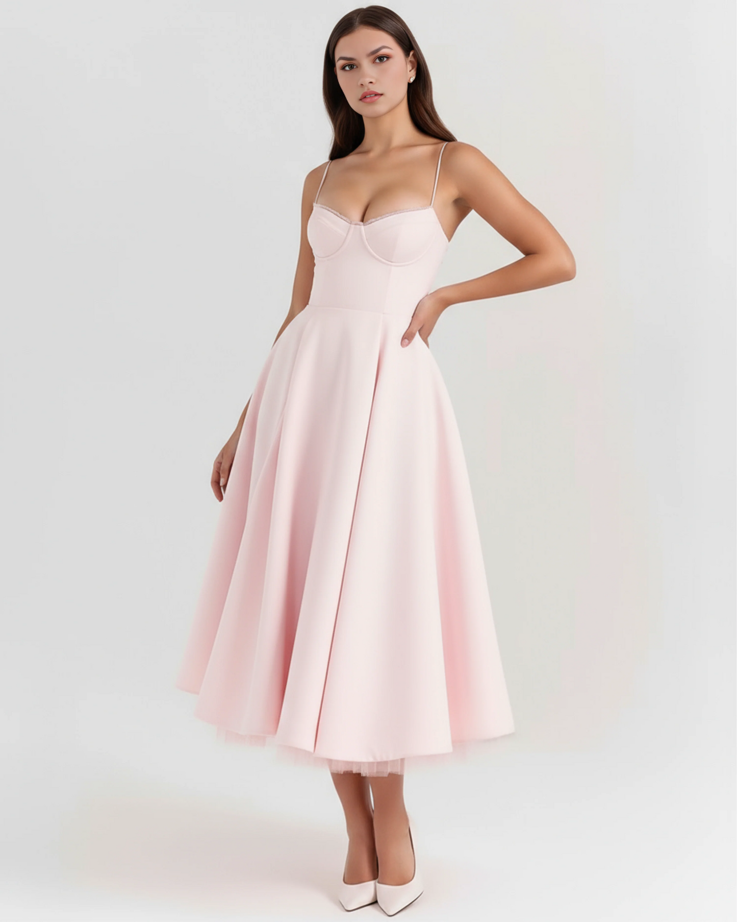 SELENE | Elegante vestido midi con tirantes finos